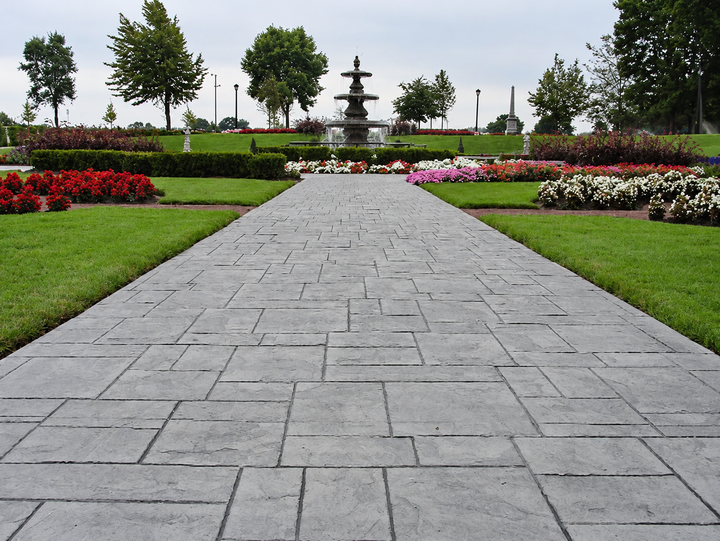 How Ashlar Slate Stamped Concrete Creates Better Garden Walkways