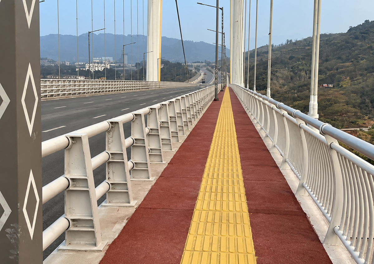 Tactile Paving on Bridges: Improving Pedestrian Accessibility