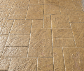 Concreto estampado arenisca cálida: un aspecto natural para patios y senderos